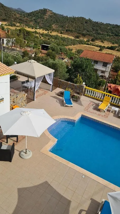 Casa Branca Holiday Resort Salir